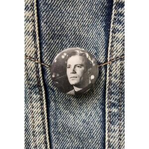 Captain Kirk Pinback Vintage Button Badge TV Sci-fi Star Trek Old Hollywood #034